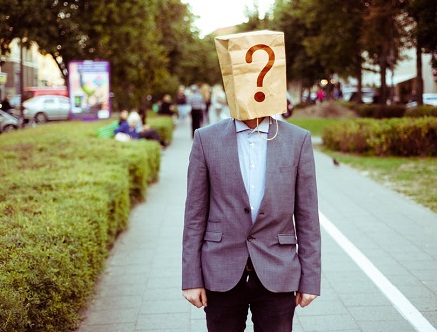 عمى الوجوه.jpg